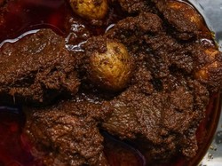 Inilah 5 Tips Masak Rendang Asli Minang yang Empuk dan Enak