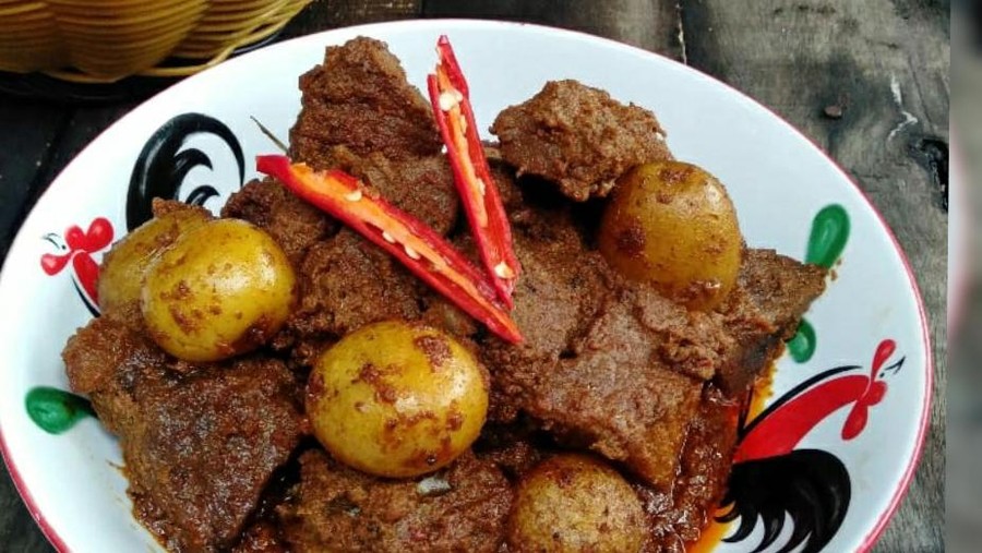 Resep Rendang Daging dan Kentang. Resep Rendang Daging dan Kentang.