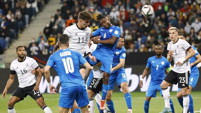 Timnas Jerman membukukan kemenangan atas Israel dalam laga uji tanding di Stadion Rhein-Neckar Arena, Minggu (27/3).