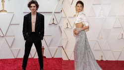img-title 6 Busana Terbaik di Karpet Merah Oscar 2022, Zendaya Tampil Seksi & Elegan