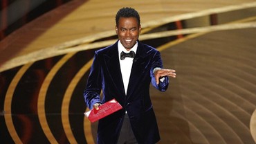 Chris Rock Tolak Tawaran Jadi Pembawa Acara Oscar 2023