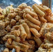 Ternyata Gegara 2 Orang Ini, Warga Indonesia Jadi Doyan Makan Gorengan! Siapa Dia?