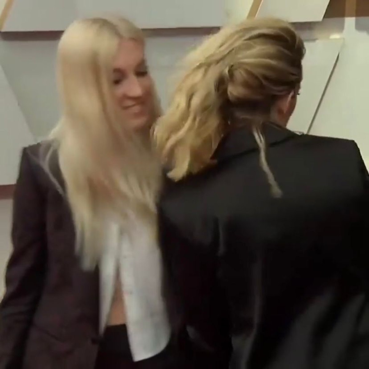 Kristen Stewart dan tunangan sesama jenis