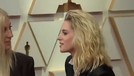 6 Potret Mesra Kristen Stewart & Tunangan Sesama Jenis Hadiri Oscar