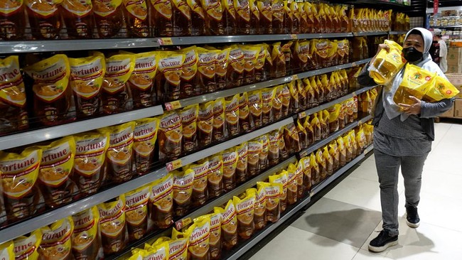 Kementerian Sosial (Kemensos) menyatakan PT Pos Indonesia (Persero) siap menyalurkan BLT minyak goreng ke 1 juta keluarga penerima pada tahap awal.
