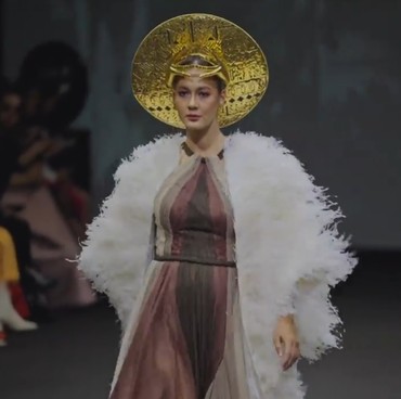 Jadi Model Lagi Usai 3 Tahun Vakum, Ini yang Bikin Paula Verhoeven Deg-degan