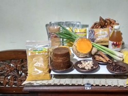 Jamu Gendong Masih Eksis di Sleman, Kini Diantar Pakai Motor