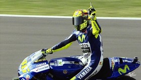 VIDEO: MotoGP Argentina 2015, Awal Mula Konflik Rossi vs Marquez