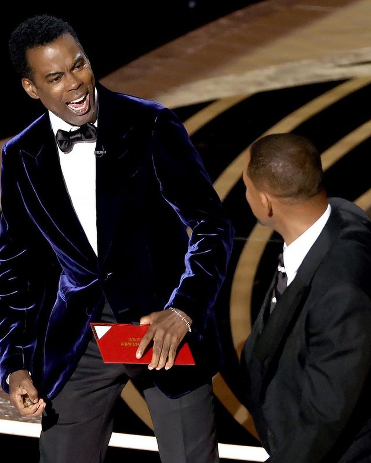 Will Smith tampar Chris Rock