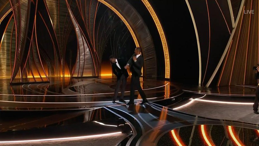Will Smith tampar Chris Rock