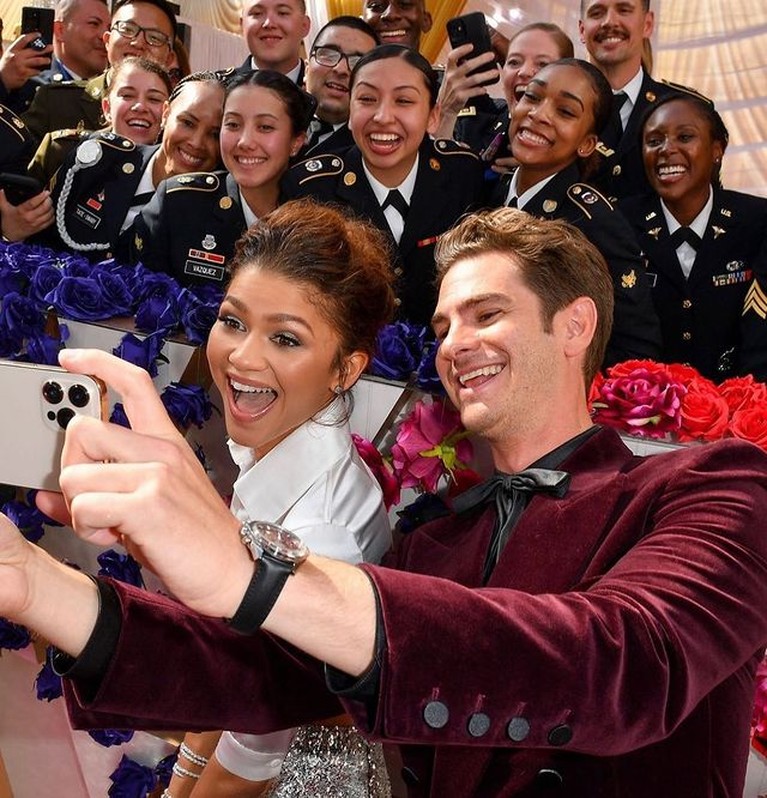 Zendaya dan Andrew Garfield di Oscar 2022