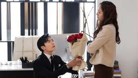 Episode 8 Crazy Love, Kim Jae-wook dan Krystal Hampir Ciuman