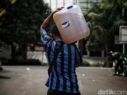 Minyak Goreng Mahal, 20 Juta Keluarga Dapat BLT Rp 6,9 Triliun
