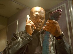 Sinopsis Snakes on a Plane, Dibintangi Samuel L. Jackson