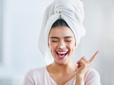 Penting Banget, Inilah Urutan Memakai Skincare Lengkap Pagi dan Malam