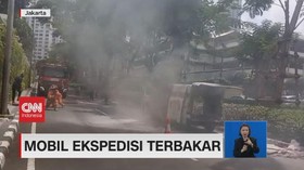 VIDEO: Mobil dan Bus Terbakar