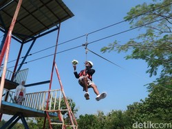 Ini Ngingrong Gunungkidul, Destinasi Ciamik Buat Susur Gua-Flying Fox