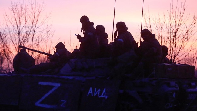 Setidaknya dua tentara Rusia dan 28 lainnya dirawat di rumah sakit akibat diracun warga Ukraina yang berupaya melakukan perlawanan.