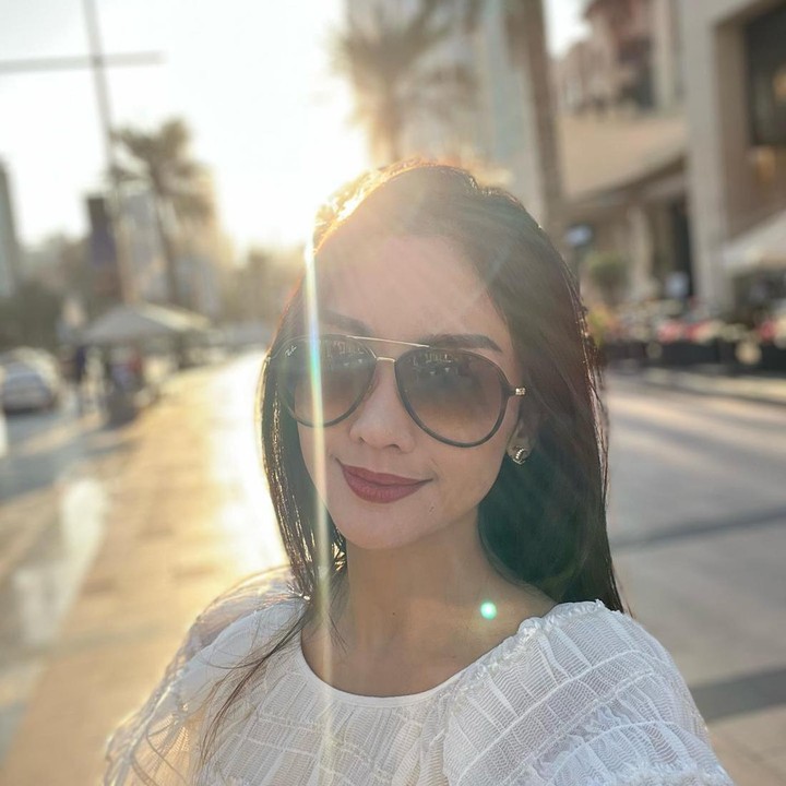 <p>Dengan penampilan tersebut, tak heran jika Ririn mendapat banyak pujian. Salah satu dari netizen bahkan menyebut dirinya mirip bidadari. "Cantik nya bidadari yg satu ini," tulis akun @miff****. (Foto: Instagram @ririndwiariyanti)<br /><br /></p>