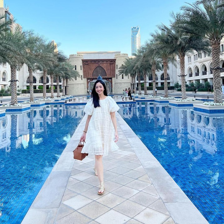 <p>Aura Ririn memang terlihat berbeda, ya? Bagaimana menurut Bunda? (Foto: Instagram @ririndwiariyanti)</p>