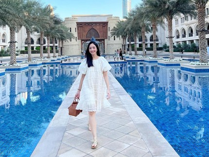 5 Potret Ririn Dwi Ariyanti Liburan di Dubai Pasca Cerai dari Aldi Bragi