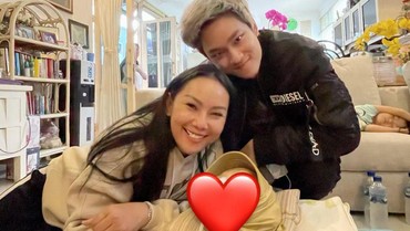 img-title Sebelum Meninggal, Ibu Kalina Oktarani Sempat Tak Kenali Wajah Azka