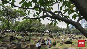 Mustasyar PBNU Dimyati Rois Akan Dimakamkan di Kendal
