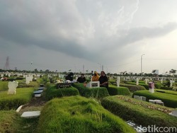 Tata Cara Kirim Doa Yasin untuk Orang yang Sudah Meninggal Dunia
