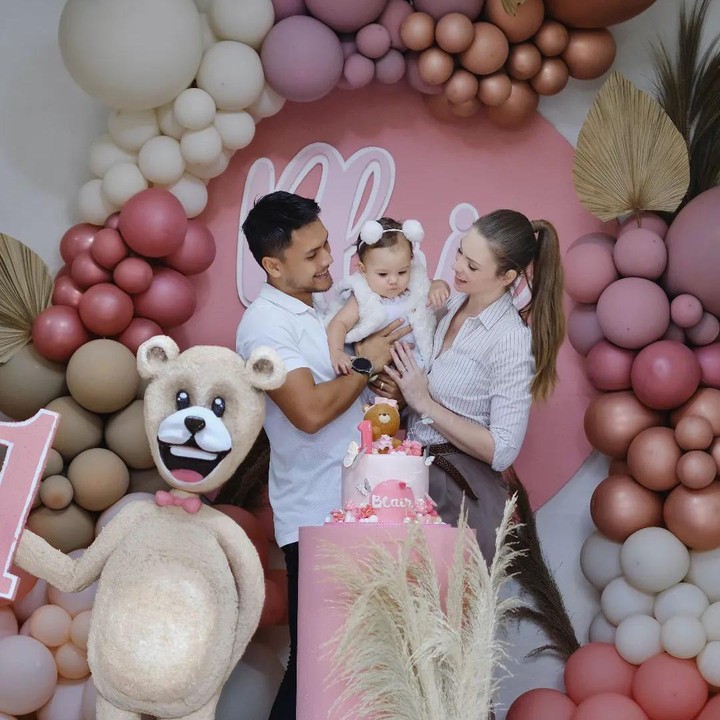 <p>Randy dan sang istri, Chelsey Frank, membuat pesta sederhana untuk merayakan ulang tahun sang buah hati nih. (Foto: Instagram @randpunk/ @cfrank3030)</p>