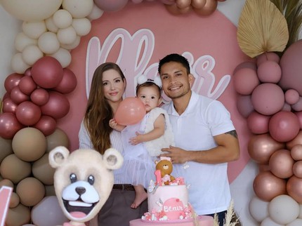 7 Potret Putri Randy Pangalila Saat Ultah, Wajah Blasteran Kanada Curi Perhatian