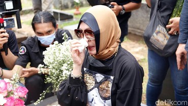 img-title 10 Tahun di Penjara, Angelina Sondakh Nyesal Tak Bisa Jadi Ibu bagi Keanu