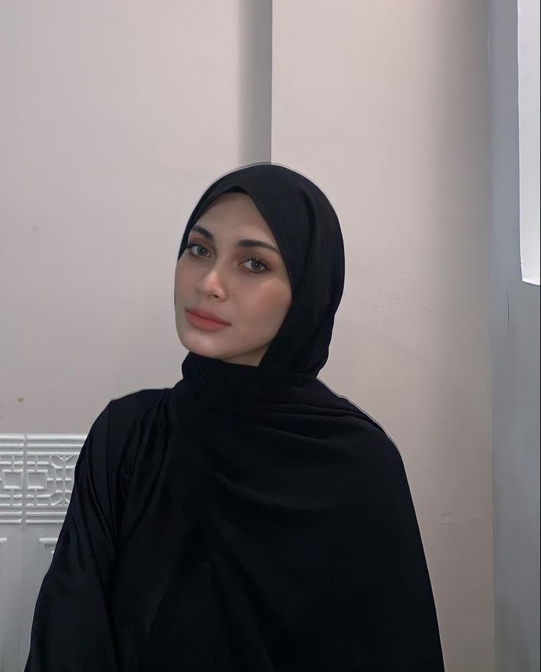 Danisa Khairiyah Danisa Khairiyah