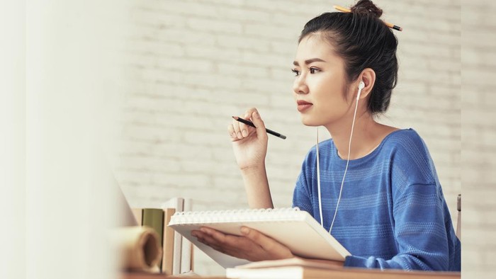 Ingin Jadi Penulis? Ini 5 Rekomendasi Jurusan Kuliah yang Bisa Kamu Pilih!