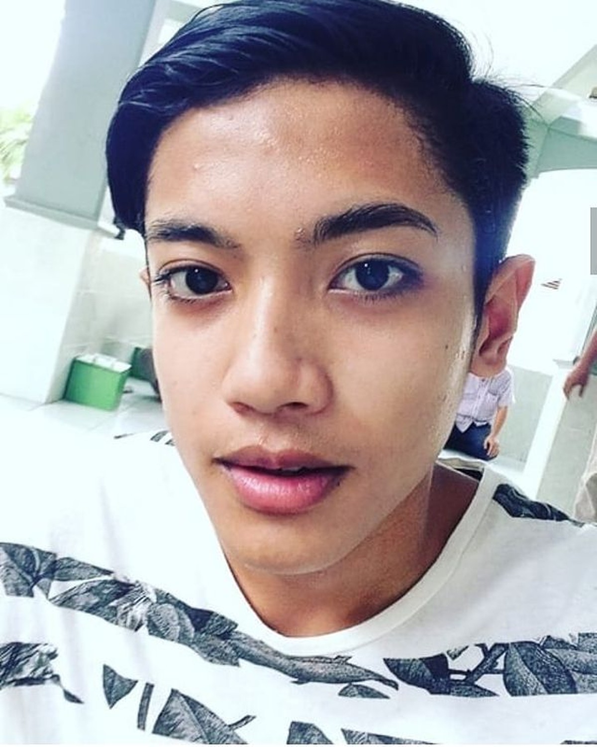 Millendaru Pakai Kain Ihram