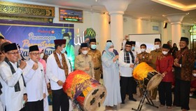 Tausiyah UAS Semarakkan Pencanangan Pesantren Ramadan di Kota Padang