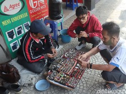 Melihat Sisa Kejayaan Lapak Batu Akik di Bandung