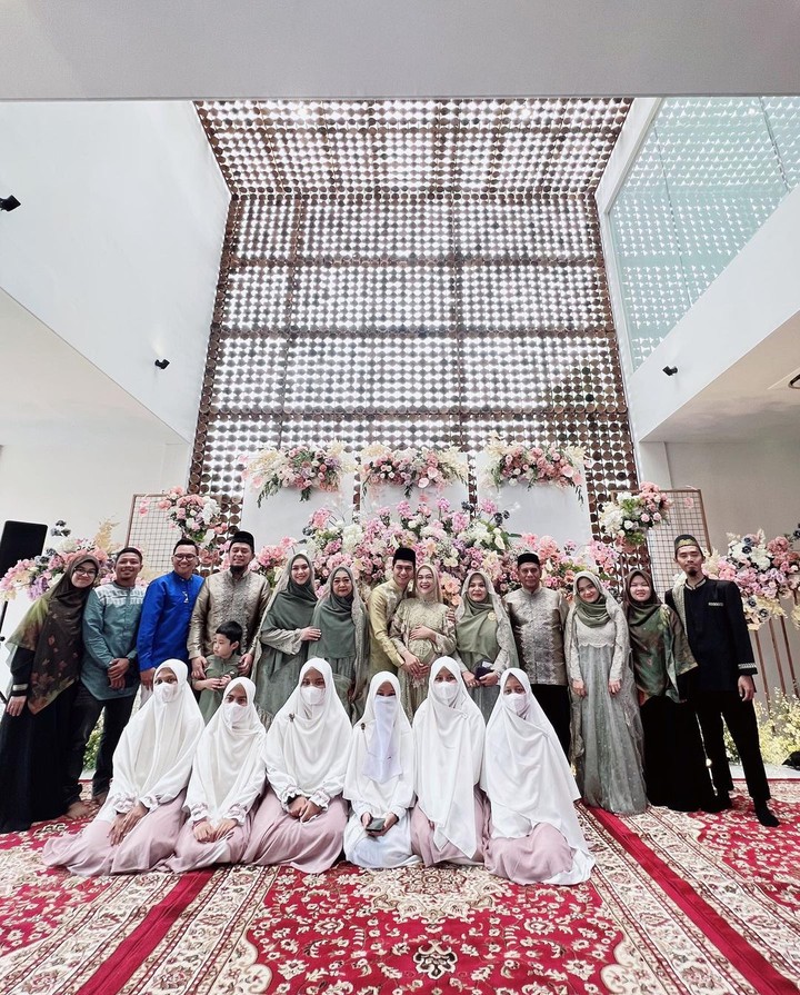 Potret 4 Bulanan Ria Ricis