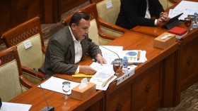 DPR Rapat Bareng Firli Bahuri Dkk, Evaluasi Kerja KPK 2022