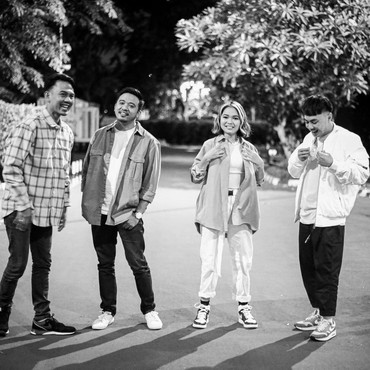 Roby Satria Tegas Larang Siapapun Bawakan Lagu Geisha, Sindir Momo?