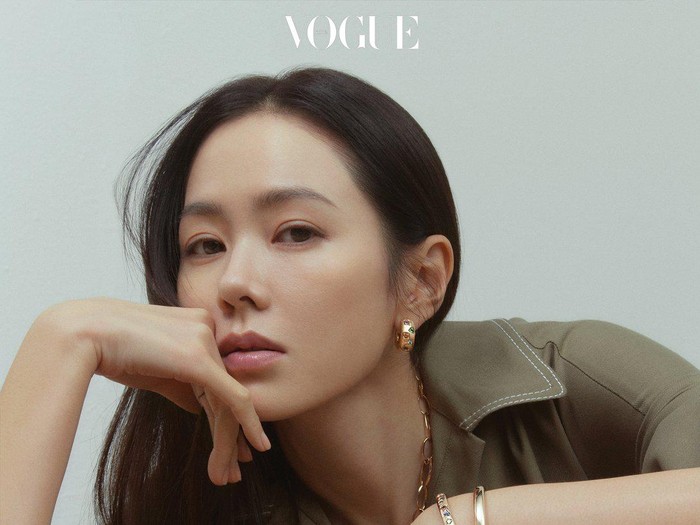 Son Ye Jin untuk Vogue Korea