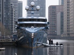 Inggris Sita Superyacht Rusia Pertama, Senilai Rp 716 M