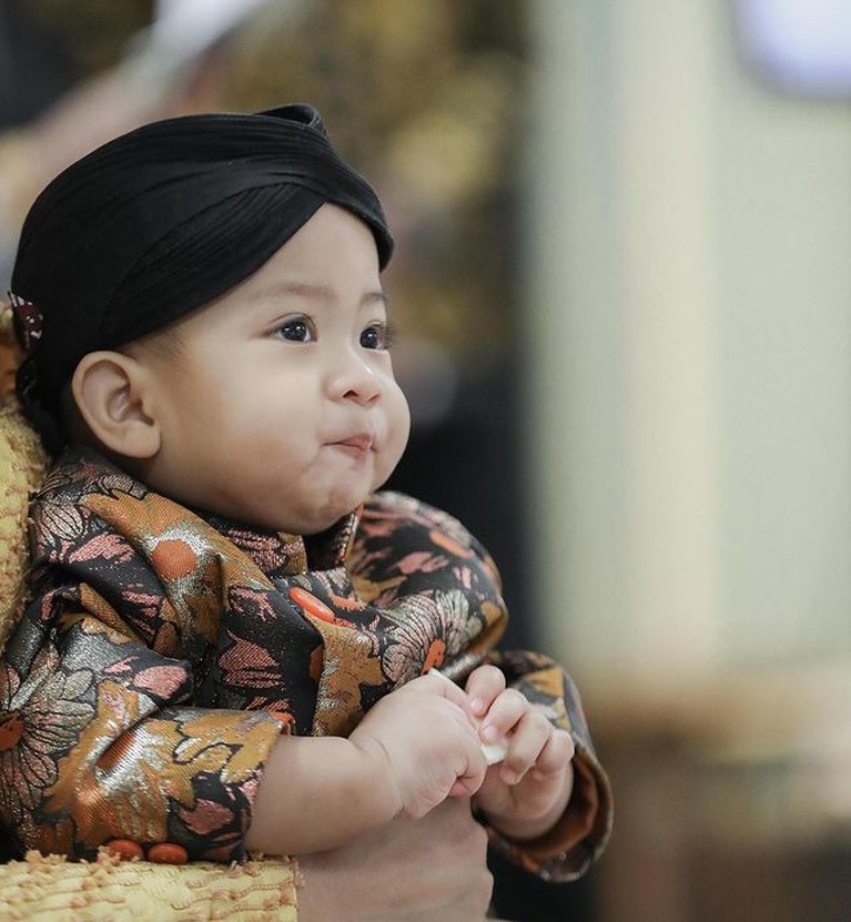 Tedak Siten anak Tata Janeeta