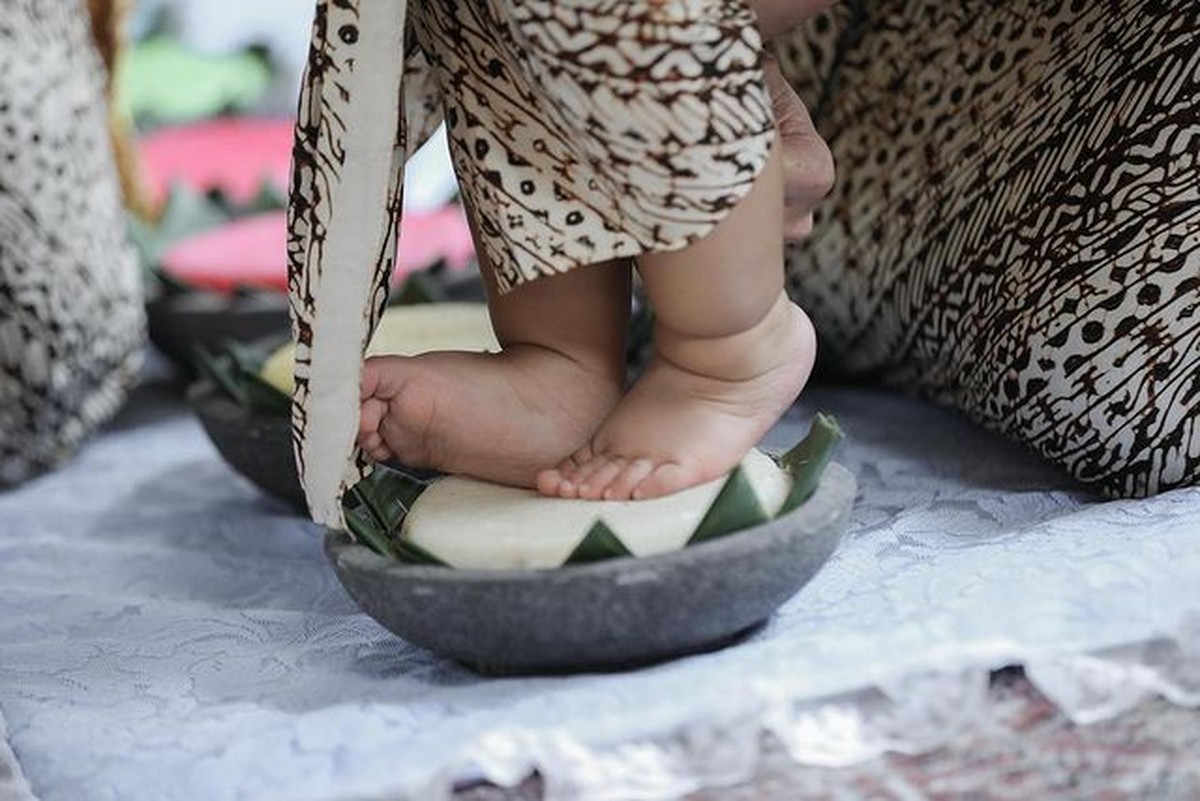 Tedak Siten anak Tata Janeeta