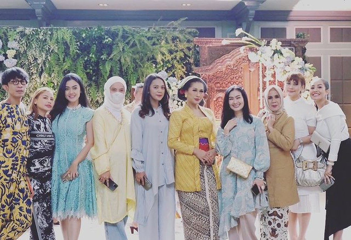 Tedak Siten anak Tata Janeeta