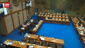 VIDEO: Pemerintah Didesak Bayar Kompensasi Rp100 T ke Pertamina
