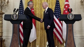 Biden-PM Singapura Rilis Pernyataan Bersama, Kutuk Invasi Rusia
