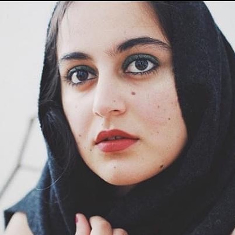 7 Potret Yasmeena Ali Model Afghanistan Yang Murtad And Jadi Bintang Porno Foto 1