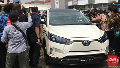 Toyota Innova EV Diuji Coba Jalan di Indonesia