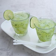 Satu Minuman Segar untuk Buka Puasa Ini Cuma Pakai Satu Bahan, Dijamin Enak!