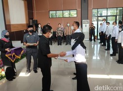 Pemerintah Rencanakan 2023 Tak Ada Lagi Guru Honorer, Pengangkatan Prioritas